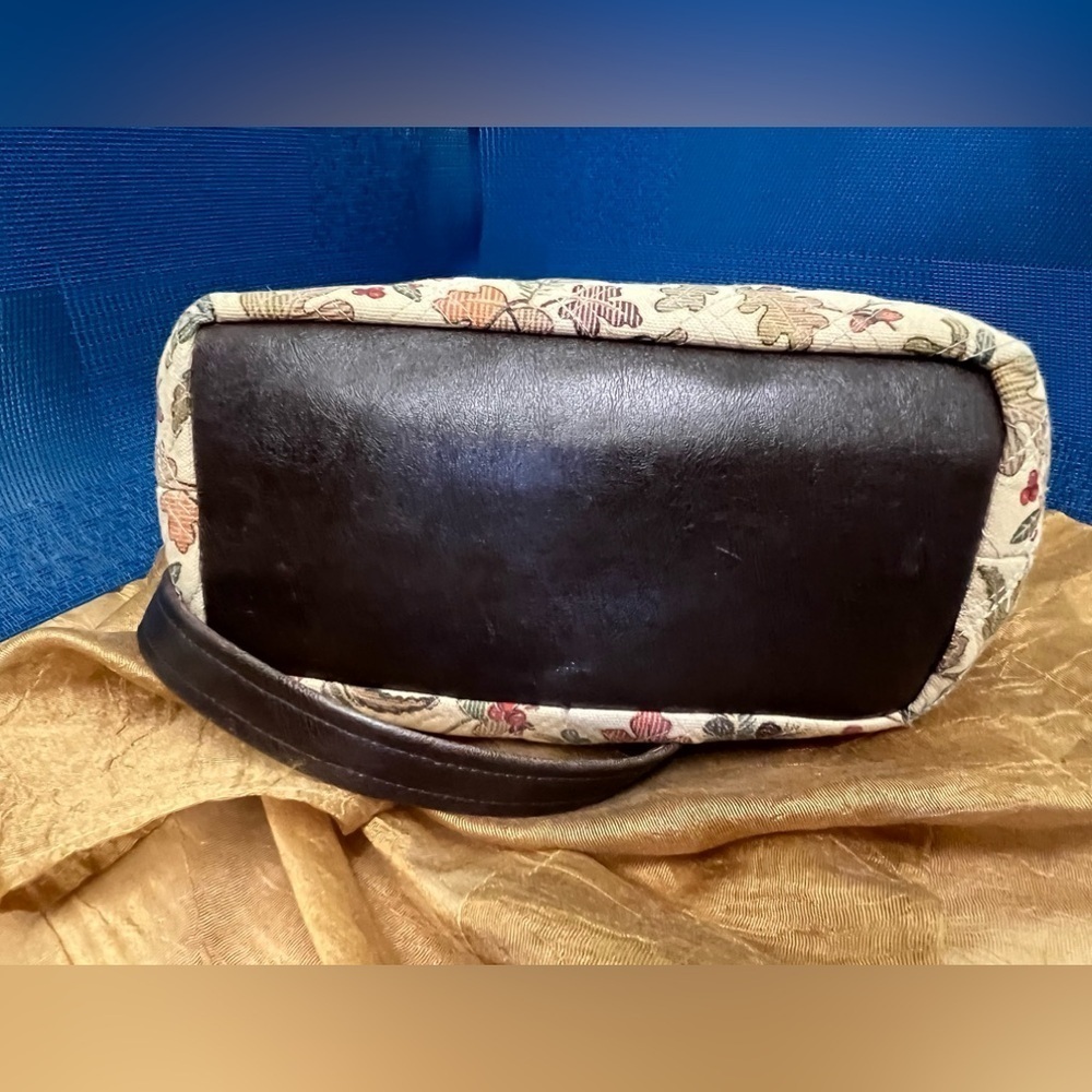 Longaberger Small Tote - Picture 14 of 16